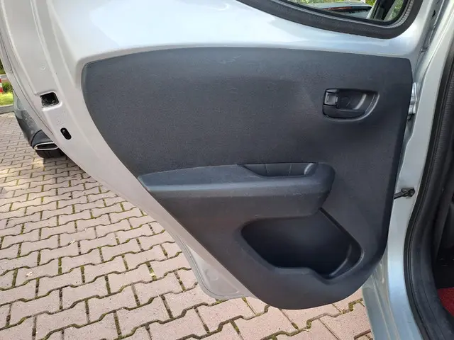 Toyota Aygo 1.0 VVT-i x-play 2016 Benzine 22