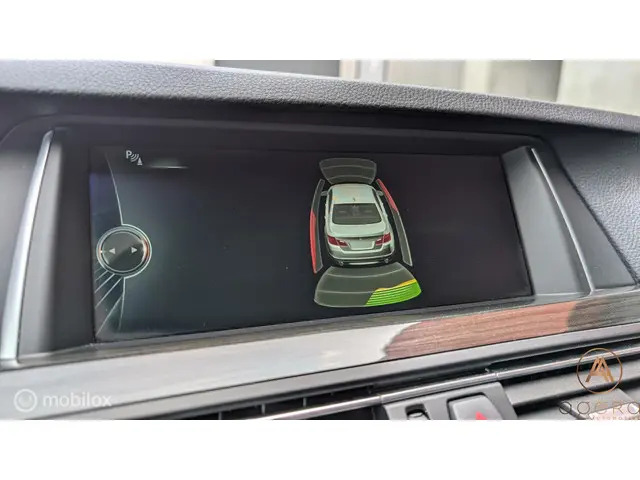 BMW 5 Serie 520i Luxury Line 2014 Benzine 34