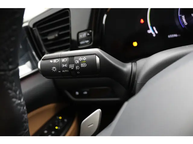 Lexus NX 450h+ AWD Launch Edition 2022 Hybride Benzine 29