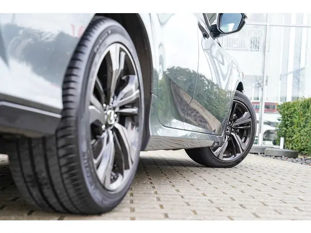 Honda Civic 1.0i VTEC ELEGANCE TURBO 2017 Benzine 13