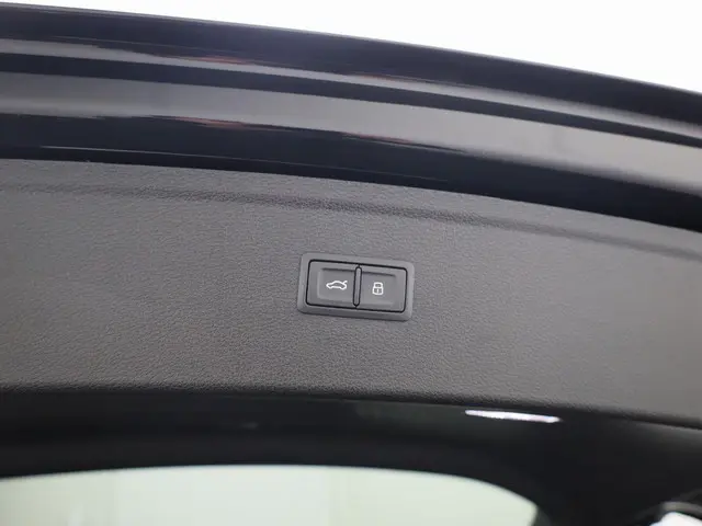 Audi Q5 50 TFSIe 220kW/299PK 2024 Hybride Benzine 32