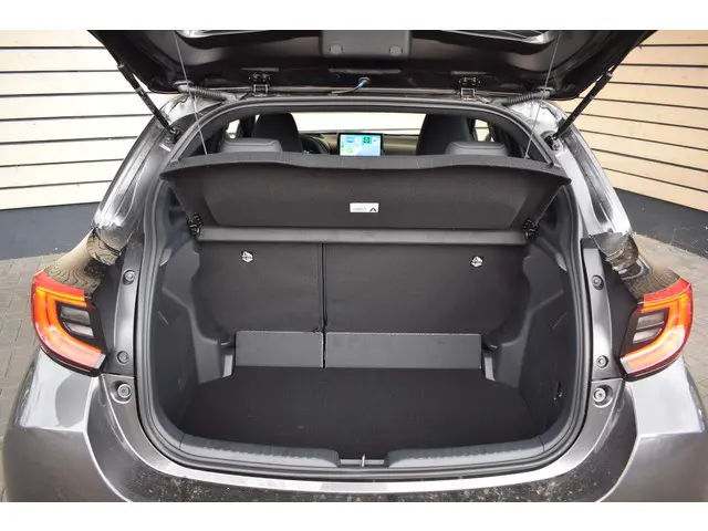 Mazda 2 Hybrid 1.5 Homura Plus 2025 Hybride Benzine 8