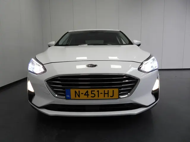 Ford Focus 1.0 EcoBoost Hybrid Titanium X 2021 Benzine 33