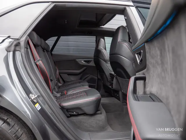 Audi RSQ8 4.0 TFSI V8 quattro 2021 Benzine 19