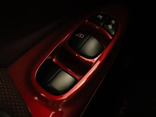 Nissan Juke 1.2 DIG-T S/S Dynamic Edition 2016 Benzine 18