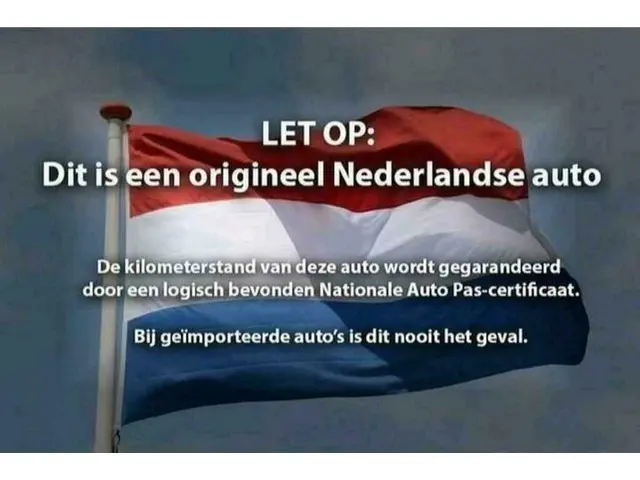 Volvo S60 1.6 T3 Aut R-Design 150pk | Orig NL 2013 Benzine 16
