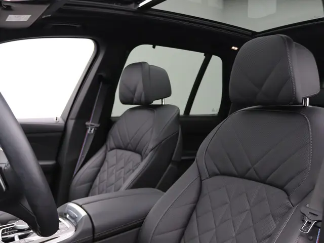 BMW X5 xDrive50e 2024 Hybride Benzine 9