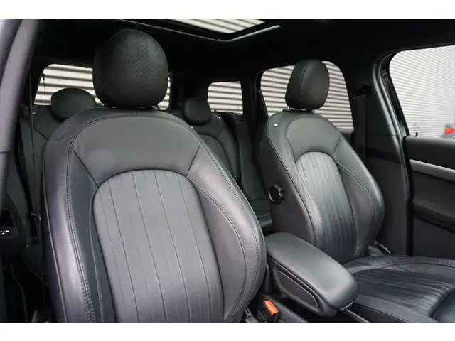 MINI Countryman SE 2020 Hybride Benzine 8