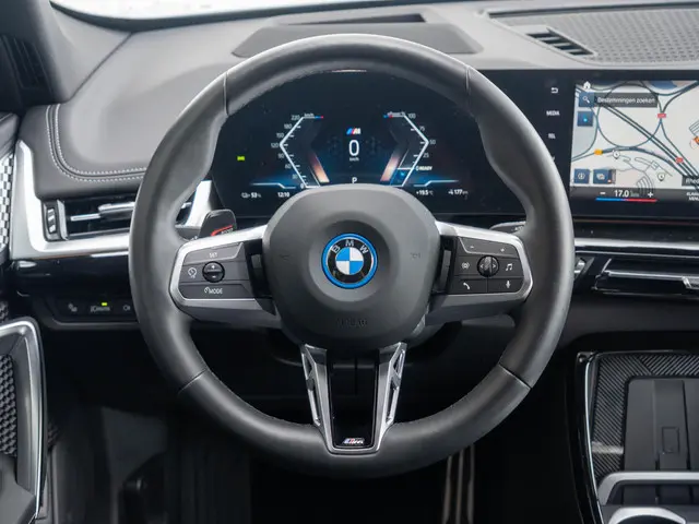 BMW iX1 xDrive30 2024 Elektrisch 8