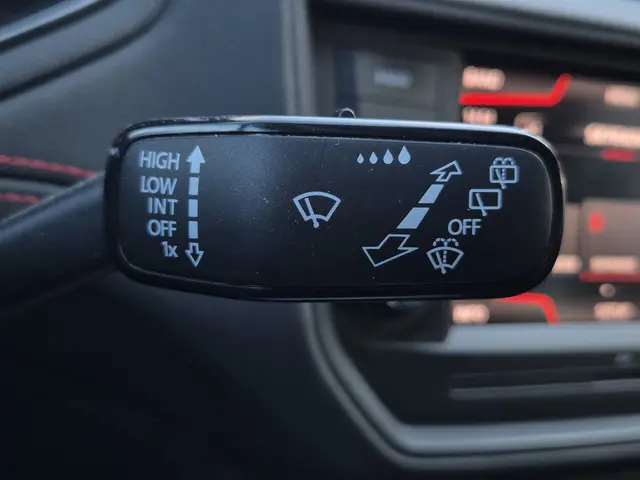 SEAT Ibiza 1.0 TSI FR Business Intense 2018 Benzine 16