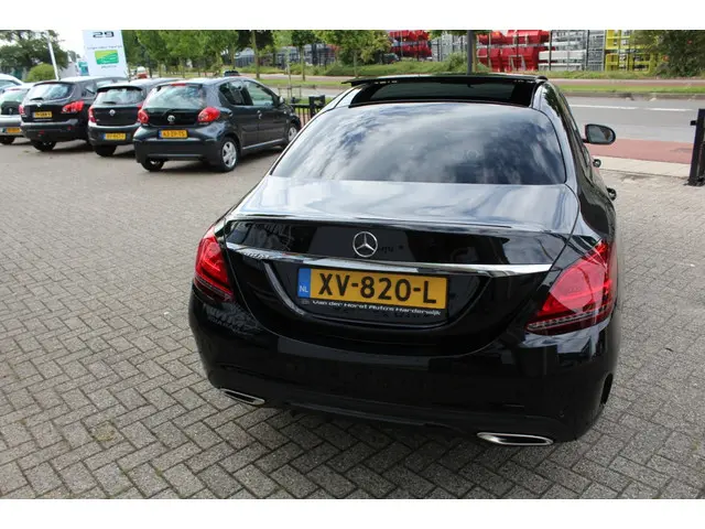 Mercedes-Benz C-Klasse 180 Bns Sol. AMG 2019 Benzine 7