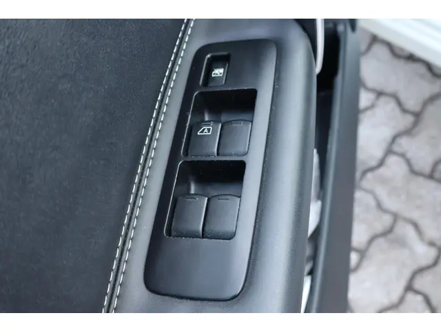 Nissan QASHQAI 2.0 Acenta 2013 Benzine 20