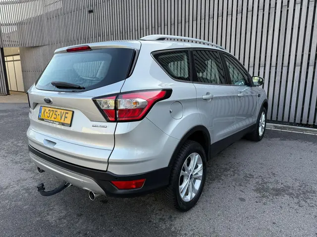 Ford Kuga 1.5 Titanium - Automaat 2019 Benzine 22
