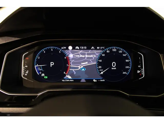 Volkswagen Polo 1.0 TSI Business PANO | IQ 2024 Benzine 47