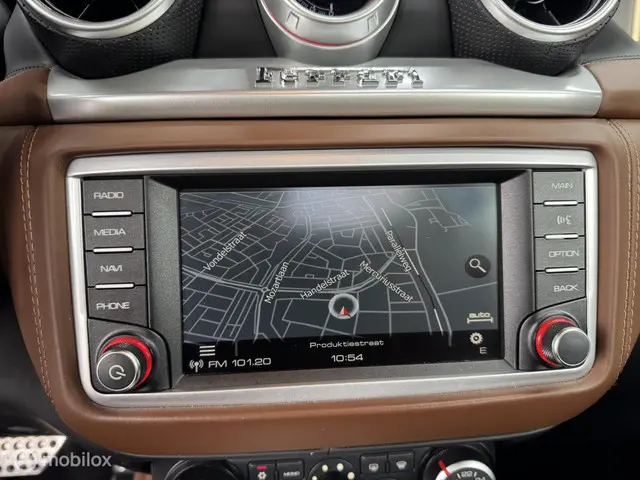 Ferrari California 3.9 T HELE 2016 Benzine 30