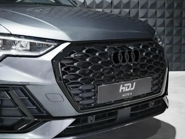 Audi Q3 Sportback 35 TFSI S Line 2024 Benzine 6