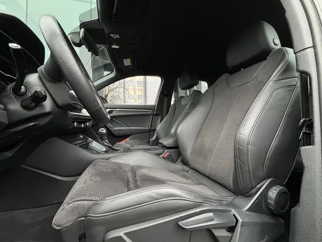 Audi Q3 35 TFSI S Line 2019 Benzine 3
