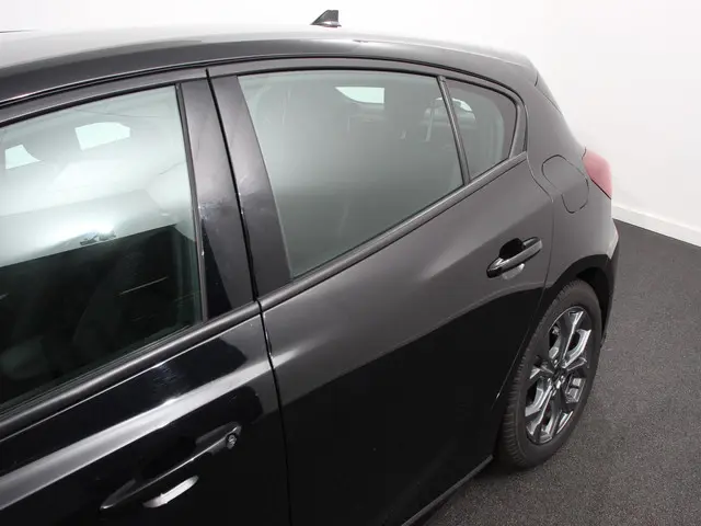 Ford Focus 1.0 EcoBoost Hybrid ST Line 2023 Benzine 33