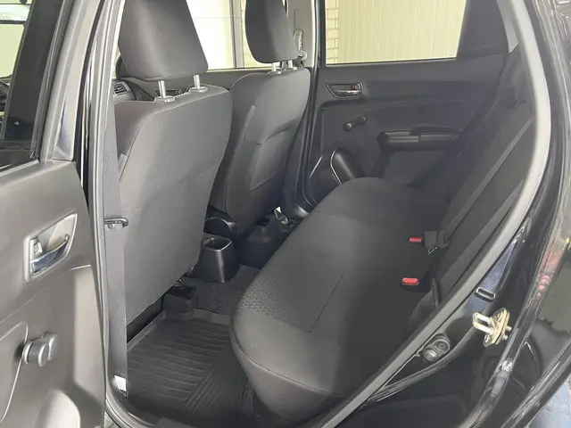 Suzuki Swift 1.0 Select 2019 Benzine 28