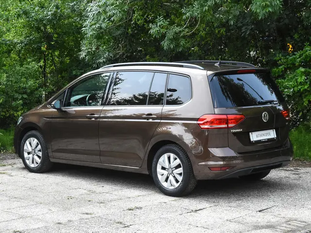 Volkswagen Touran 1.4 TSI Comfortline 2016 Benzine 2