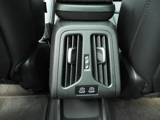 BMW iX1 xDrive30 2025 Elektrisch 18