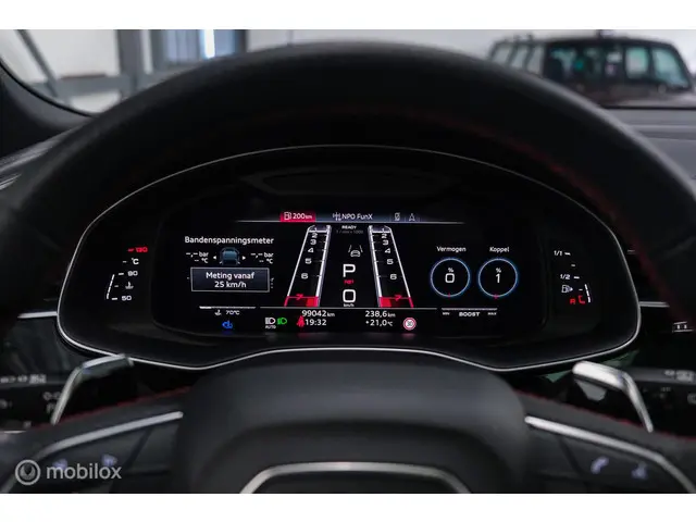 Audi RSQ8 4.0 TFSI RSQ8 quattro 2021 Benzine 41