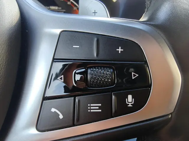 BMW 3 Serie Touring 320i|M-sport| 2021 Benzine 12