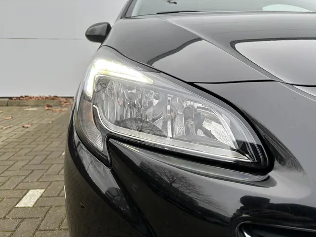 Opel Corsa 1.4 Innovation 2017 Benzine 23