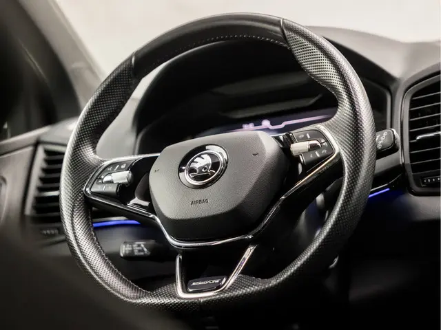 Škoda Karoq 1.5 TSI ACT Sportline 2021 Benzine 19