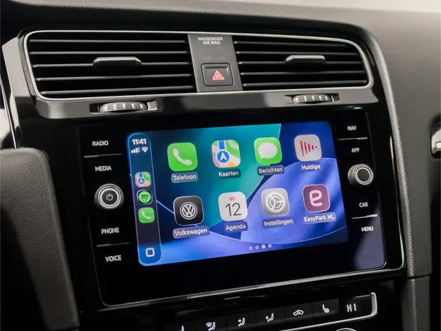 Volkswagen Golf 1.5 TSI R-Line Sport 2018 Benzine 8