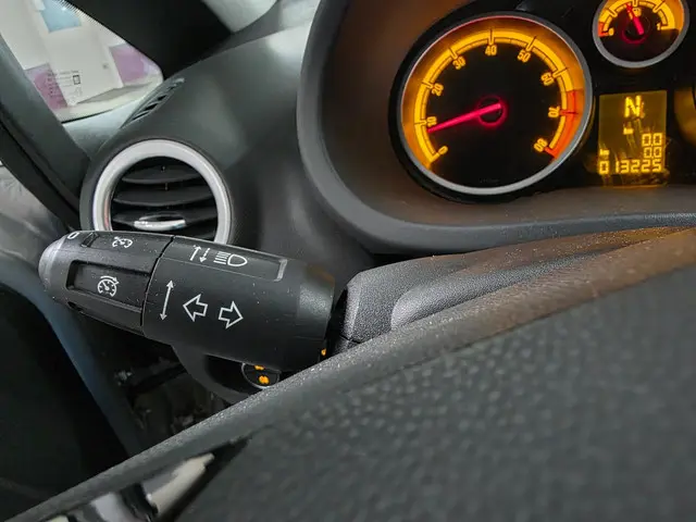 Opel Corsa 1.2-16V Design Edition 2014 Benzine 16