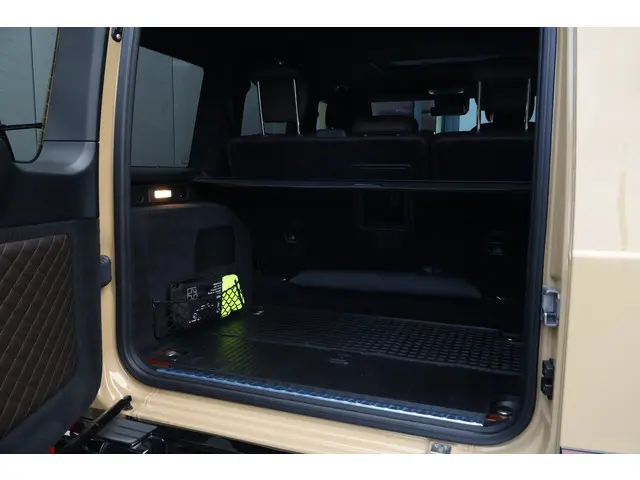 Mercedes-Benz G-Klasse 500 2023 Benzine 50