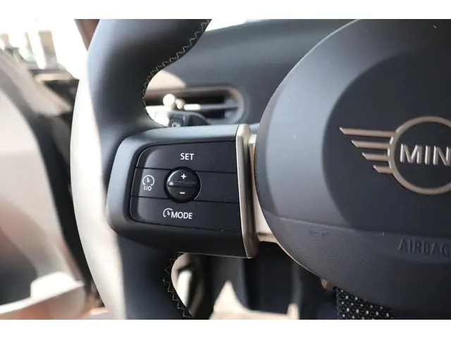 MINI 3-Deurs Cooper C 2024 Benzine 14