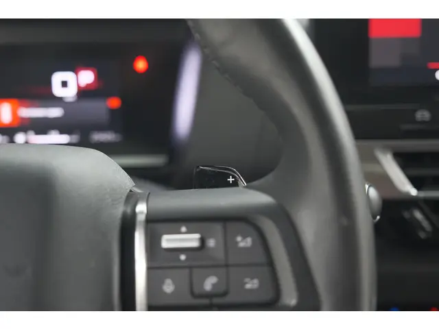 Citroën C4 Puretech 130 EAT8 Shine 2021 Benzine 36