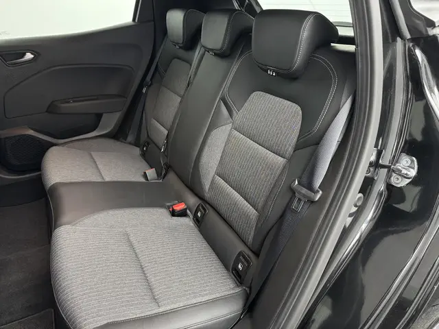Renault Clio 1.0 TCe 90 Intens 2022 Benzine 15