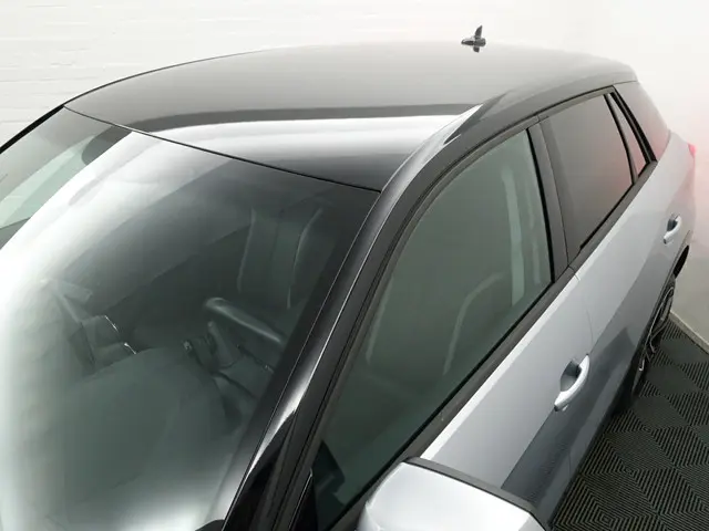 Audi Q2 3