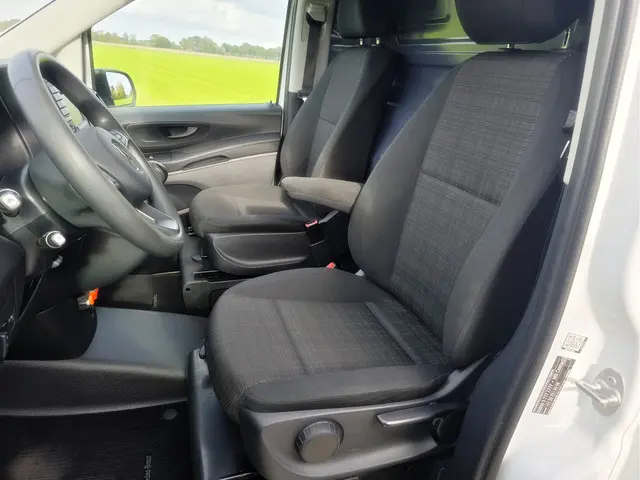 Mercedes-Benz Vito 111 CDI L2 H1 2017 Diesel 20