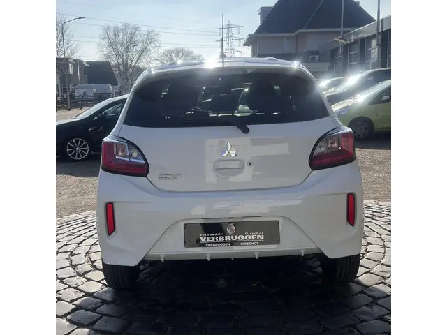 Mitsubishi Space Star 1.2 Instyle 2023 Benzine 22