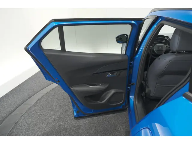 Peugeot 2008 PureTech 130 Allure 2020 Benzine 67