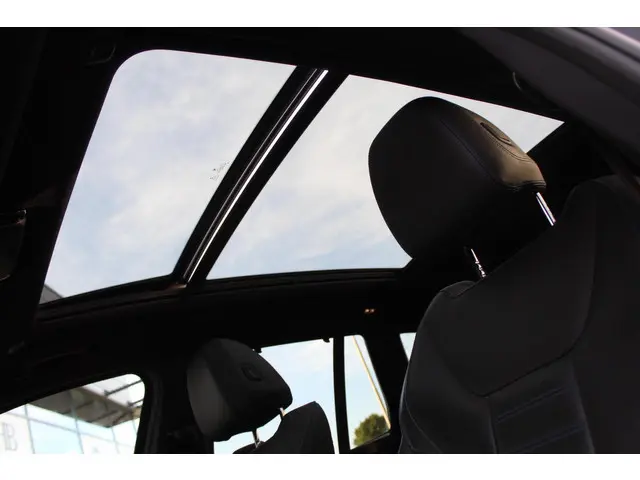 BMW X3 xDrive30e High Executive 2022 Hybride Benzine 10