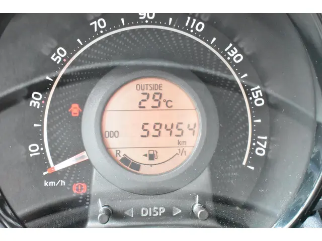 Toyota Aygo 1.0 VVT-i x-play 2020 Benzine 20