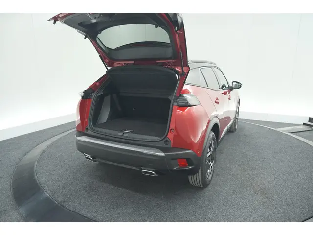 Peugeot 2008 PureTech 130 EAT8 GT 2024 Benzine 69