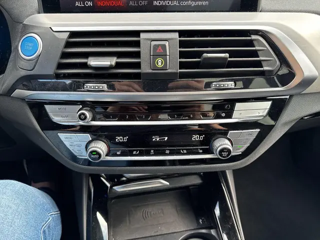 BMW iX3 High Executive 80 kWh 2021 Elektrisch 14