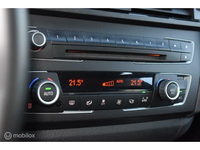 BMW 1 Serie 114i EDE M Sport Edition 2015 Benzine 8