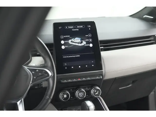 Renault Clio TCe 130 EDC Initiale Paris 2020 Benzine 67