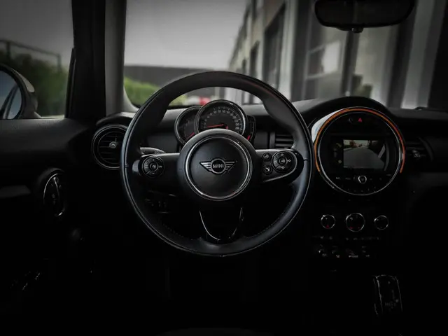 MINI One Mini 1.5 Business Edition 2019 Benzine 26