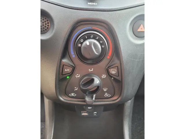 Toyota Aygo 1.0 VVT-i x-fun 2018 Benzine 22