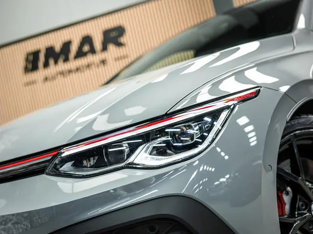 Volkswagen Golf 2.0 TSI GTI Clubsport 2024 Benzine 7