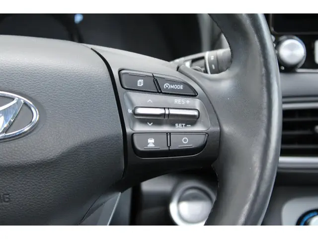 Hyundai Kona EV Premium 64 kWh 2020 Elektrisch 23