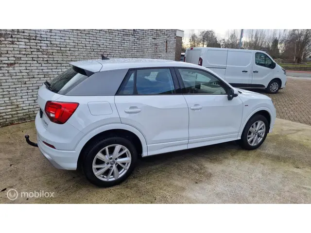 Audi Q2 35 TFSI CoD Sport trekhaak 2019 Benzine 11